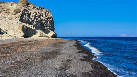 Koloumbos Beach Santorini 